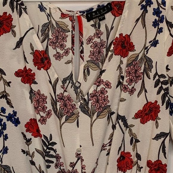 Trixxi Floral Romper - Picture 2 of 7